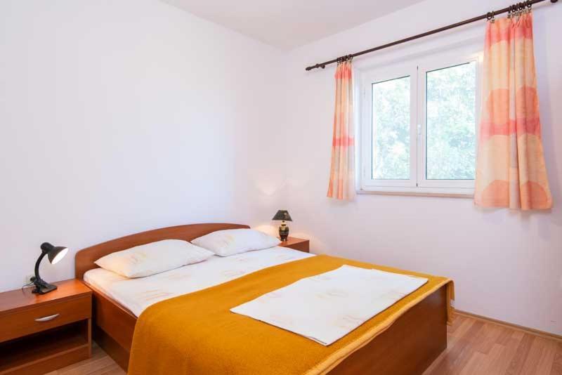 Apartmani Dubravko Putniković Exterior foto